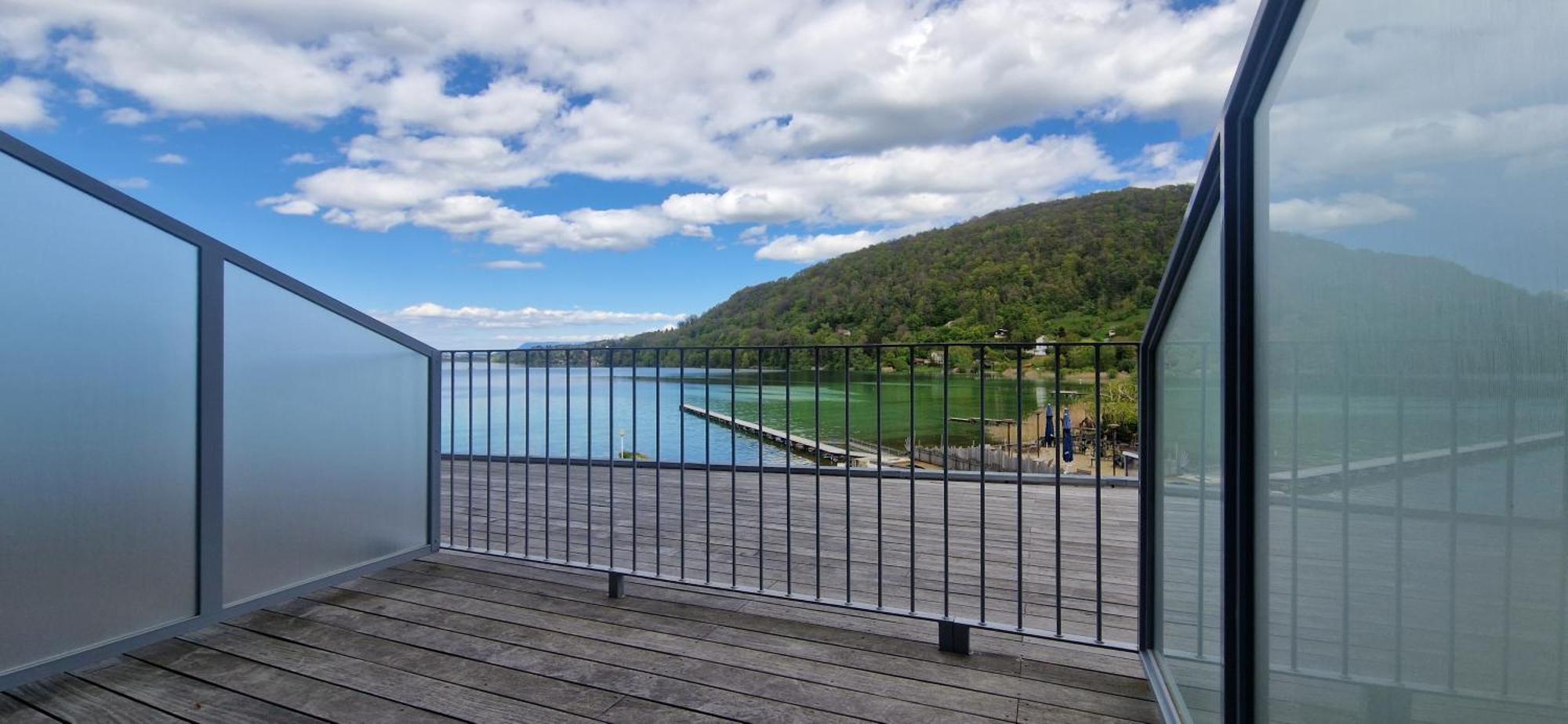 Beau Rivage Hotel Charavines Exterior photo
